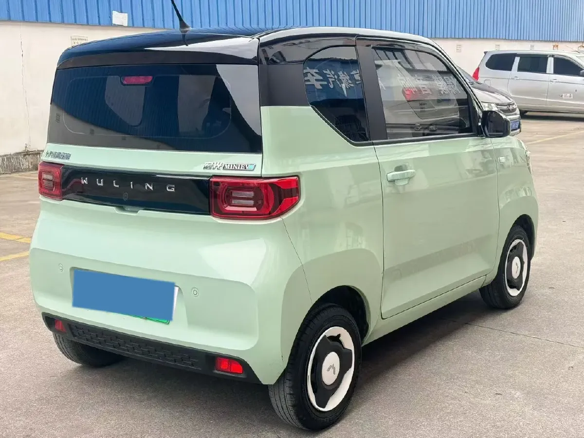 2021 WuLing HongGuang MINI EV BEV 13.9KWH,autocango,china used car exporter,china ev exporter,chinese used car exporter,chinese used ev exporter