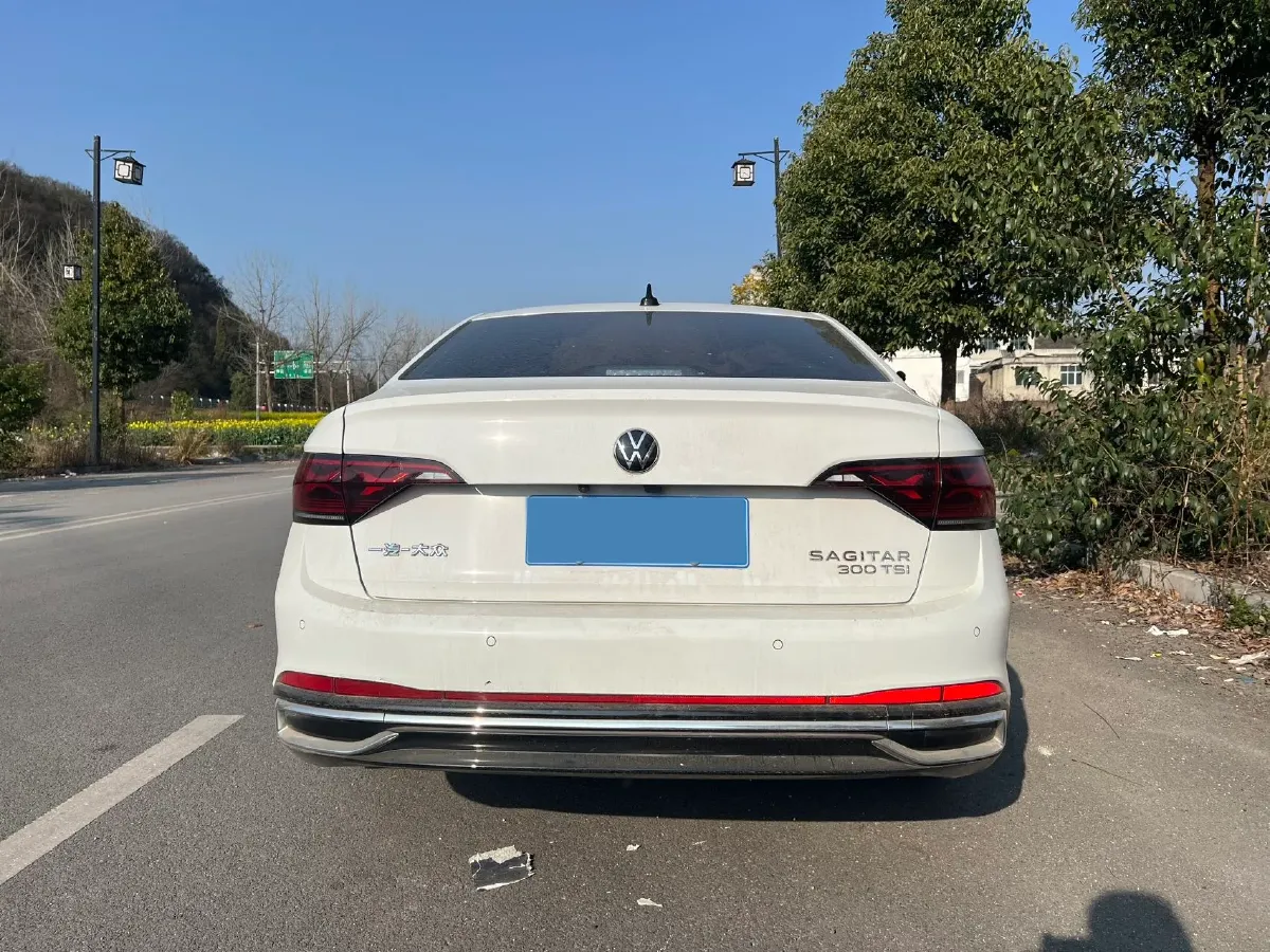 2024 Volkswagen Sagitar 1.5T 160HP L4 7DCT,autocango,china used car exporter,china ev exporter,chinese used car exporter,chinese used ev exporter