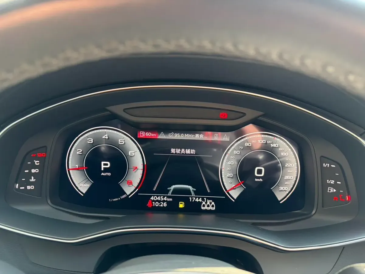 2022 Audi A6L 2.0T 224HP L4 7DCT,autocango,china used car exporter,china ev exporter,chinese used car exporter,chinese used ev exporter