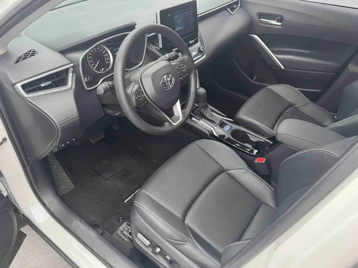 2022 Toyota Frontlander 2.0L 171HP L4 CVT,autocango,china used car exporter,china ev exporter,chinese used car exporter,chinese used ev exporter