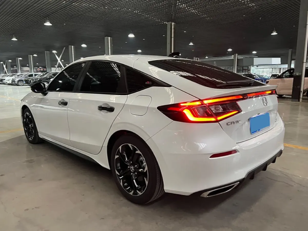 2023 Honda Civic 1.5T 182HP L4 CVT,autocango,china used car exporter,china ev exporter,chinese used car exporter,chinese used ev exporter