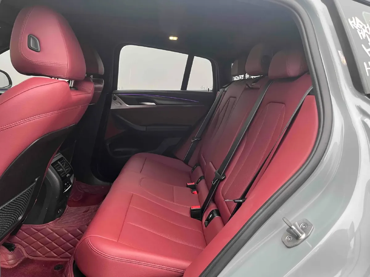 2022 BMW X4 2.0T 245HP L4 8AT,autocango,china used car exporter,china ev exporter,chinese used car exporter,chinese used ev exporter