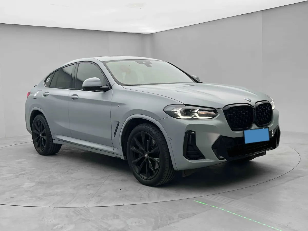 2022 BMW X4 2.0T 245HP L4 8AT,autocango,china used car exporter,china ev exporter,chinese used car exporter,chinese used ev exporter