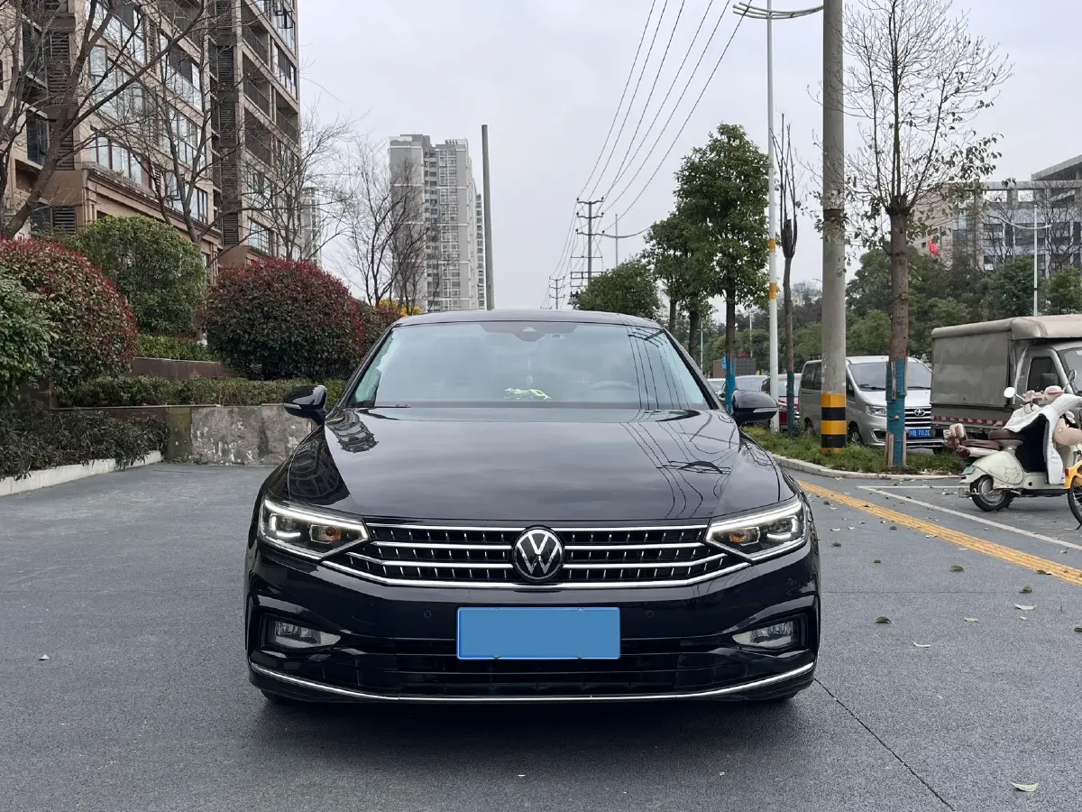 2024 Volkswagen Magotan 2.0T 186HP L4 7DCT,autocango,china used car exporter,china ev exporter,chinese used car exporter,chinese used ev exporter