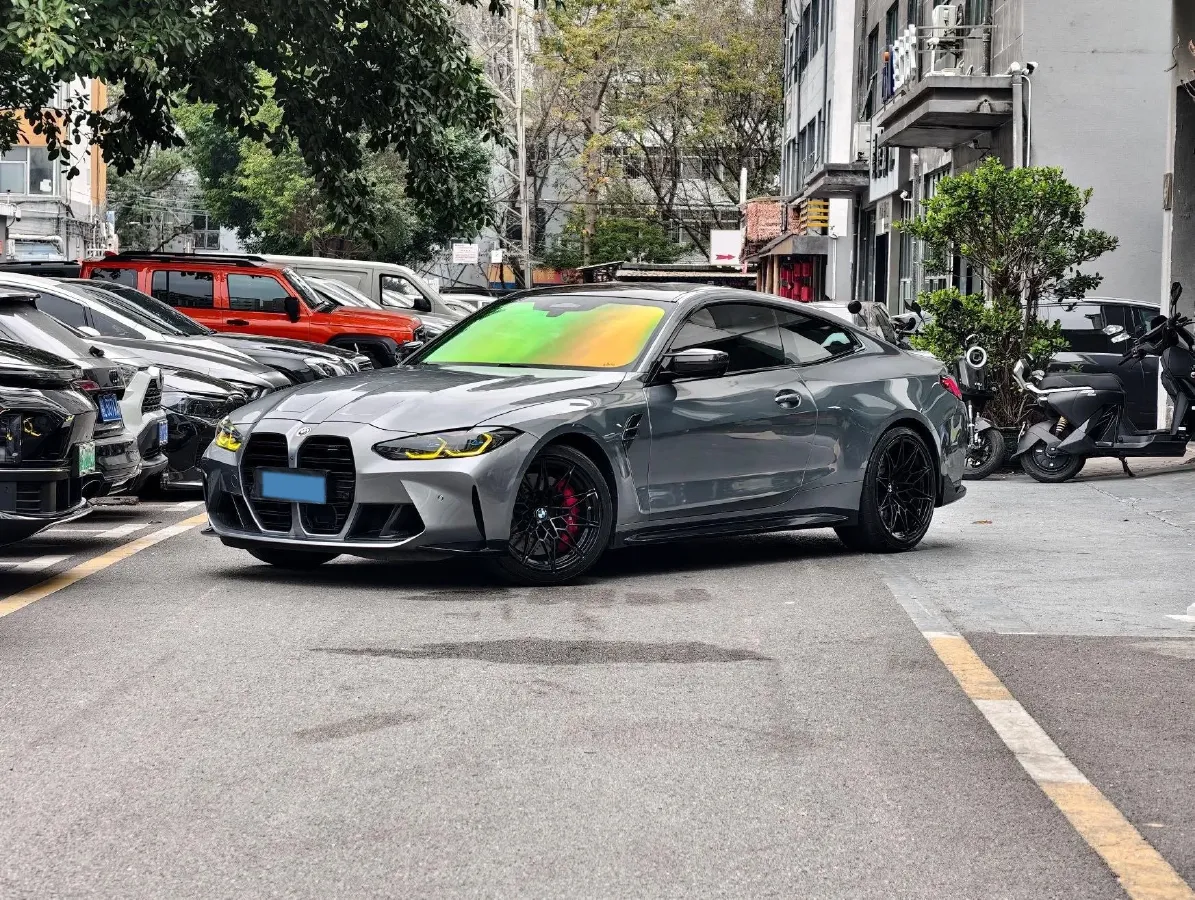 2021 BMW M4 3.0T 510HP L6 8AT,autocango,china used car exporter,china ev exporter,chinese used car exporter,chinese used ev exporter