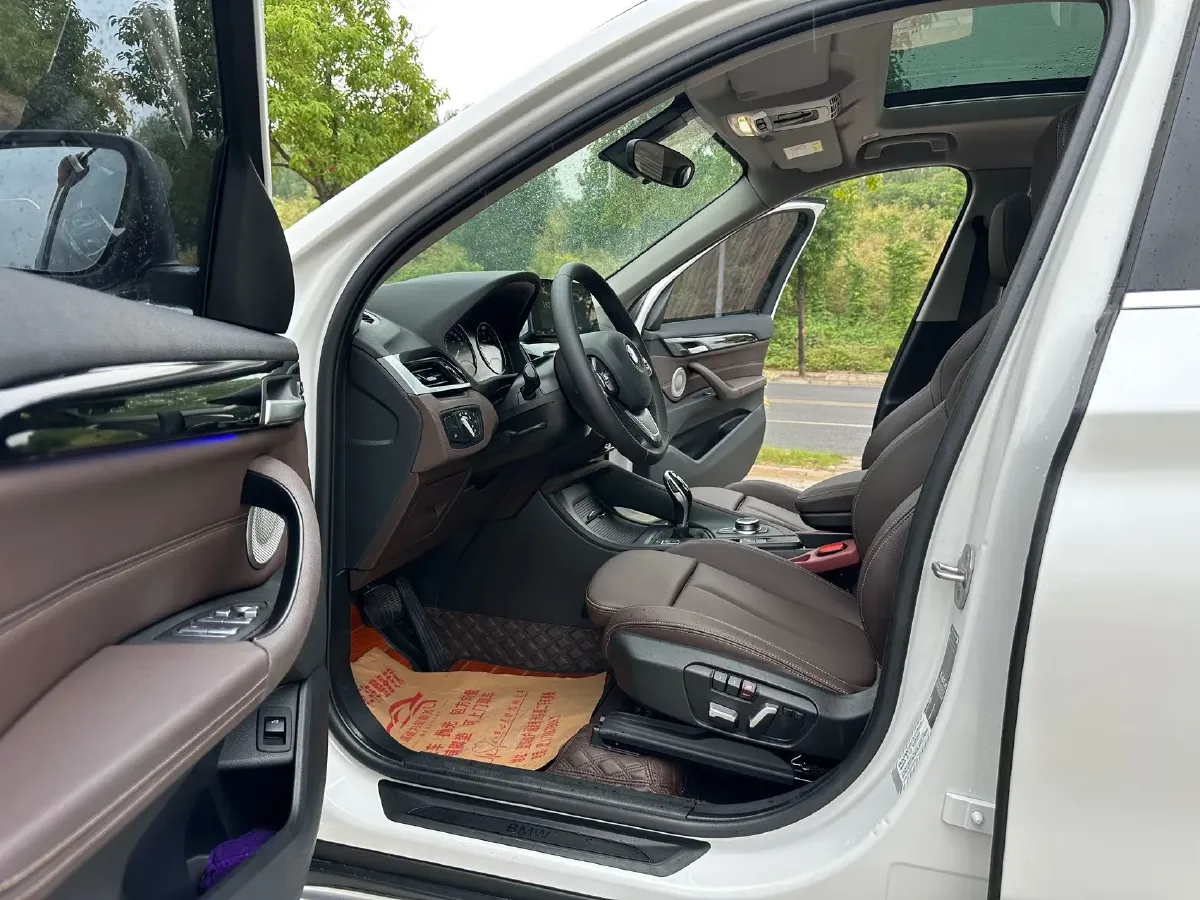 2022 BMW X1 1.5T 140HP L3 7DCT,autocango,china used car exporter,china ev exporter,chinese used car exporter,chinese used ev exporter