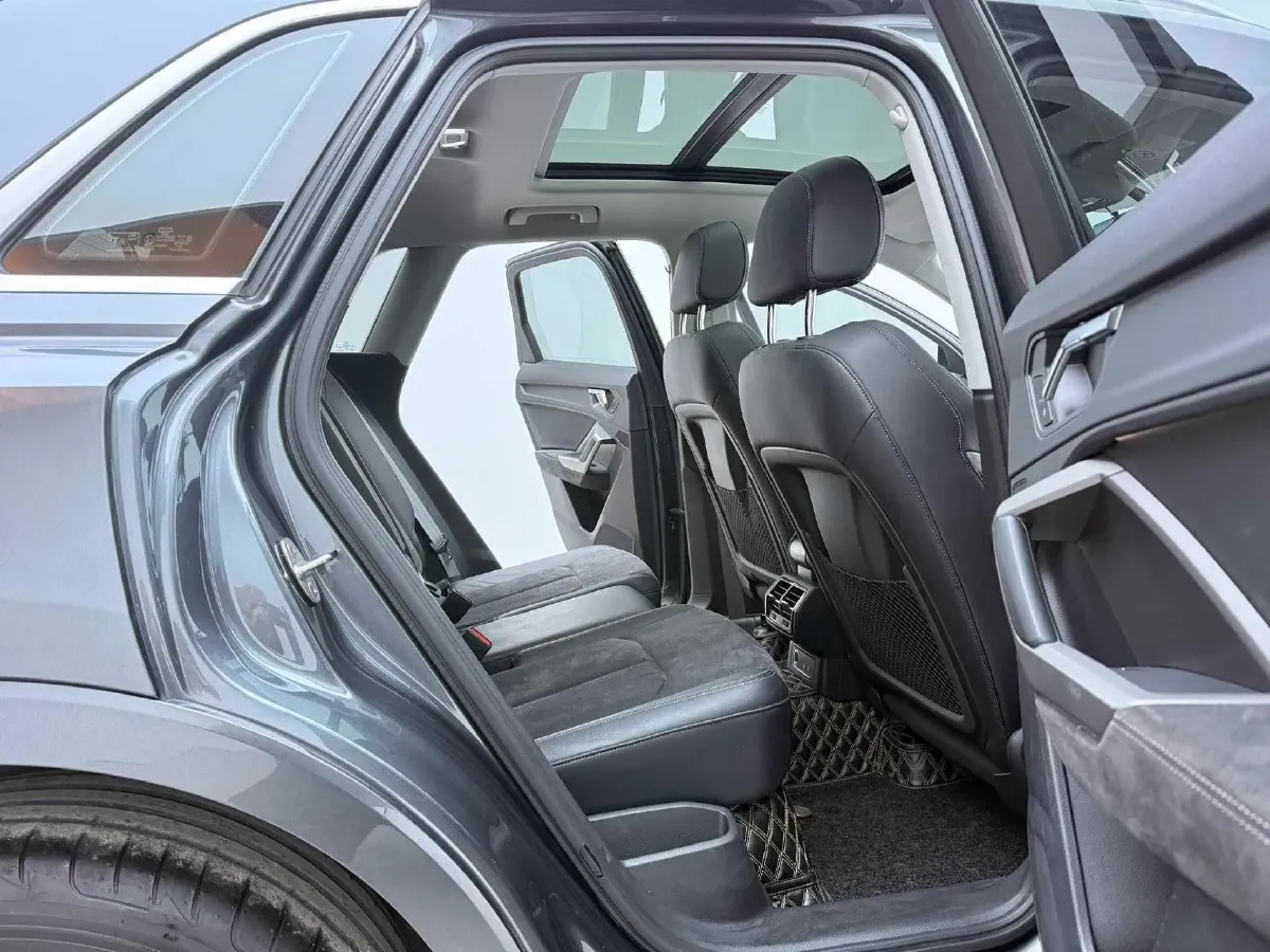 2021 Audi Q3 1.4T 150HP L4 7DCT,autocango,china used car exporter,china ev exporter,chinese used car exporter,chinese used ev exporter