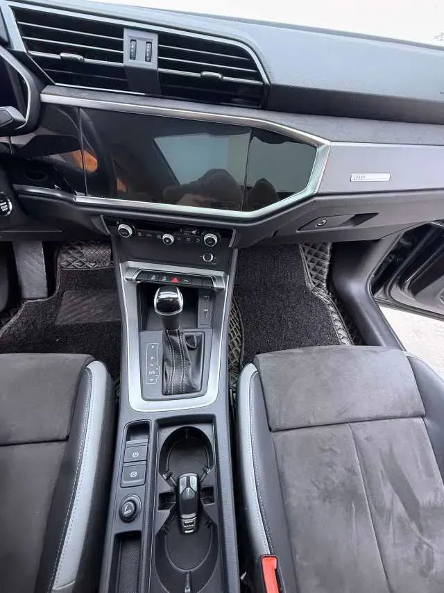 2021 Audi Q3 1.4T 150HP L4 7DCT,autocango,china used car exporter,china ev exporter,chinese used car exporter,chinese used ev exporter