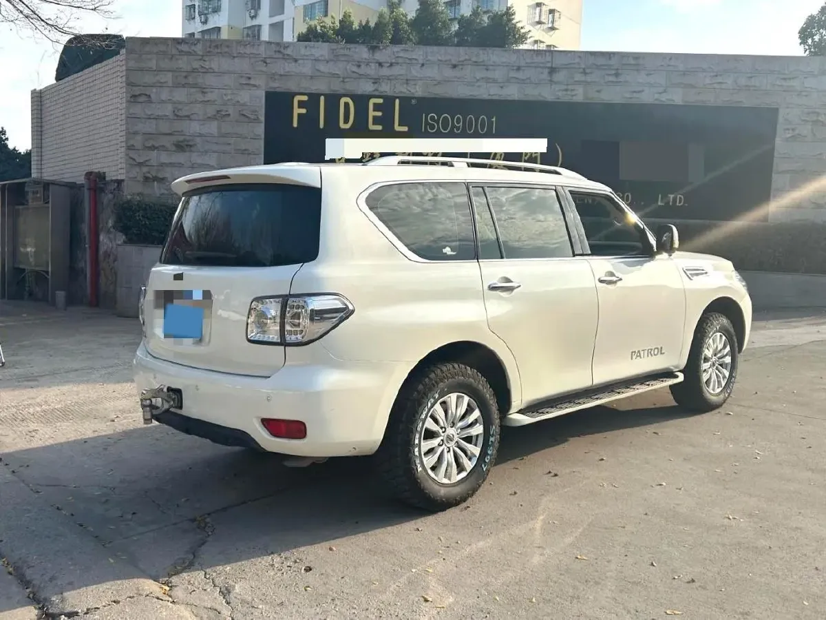 2018 Nissan Patrol 4.0L 279HP V6 7AT,autocango,china used car exporter,china ev exporter,chinese used car exporter,chinese used ev exporter