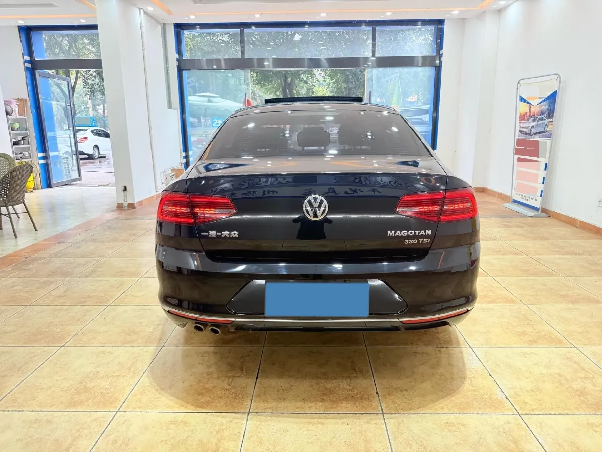 2018 Volkswagen Magotan 1.8T 180HP L4 7DCT,autocango,china used car exporter,china ev exporter,chinese used car exporter,chinese used ev exporter