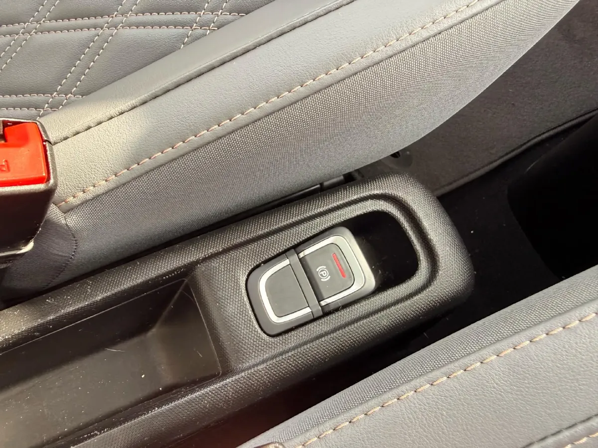 2021 Leapmotor T03 BEV 41KWH,autocango,china used car exporter,china ev exporter,chinese used car exporter,chinese used ev exporter