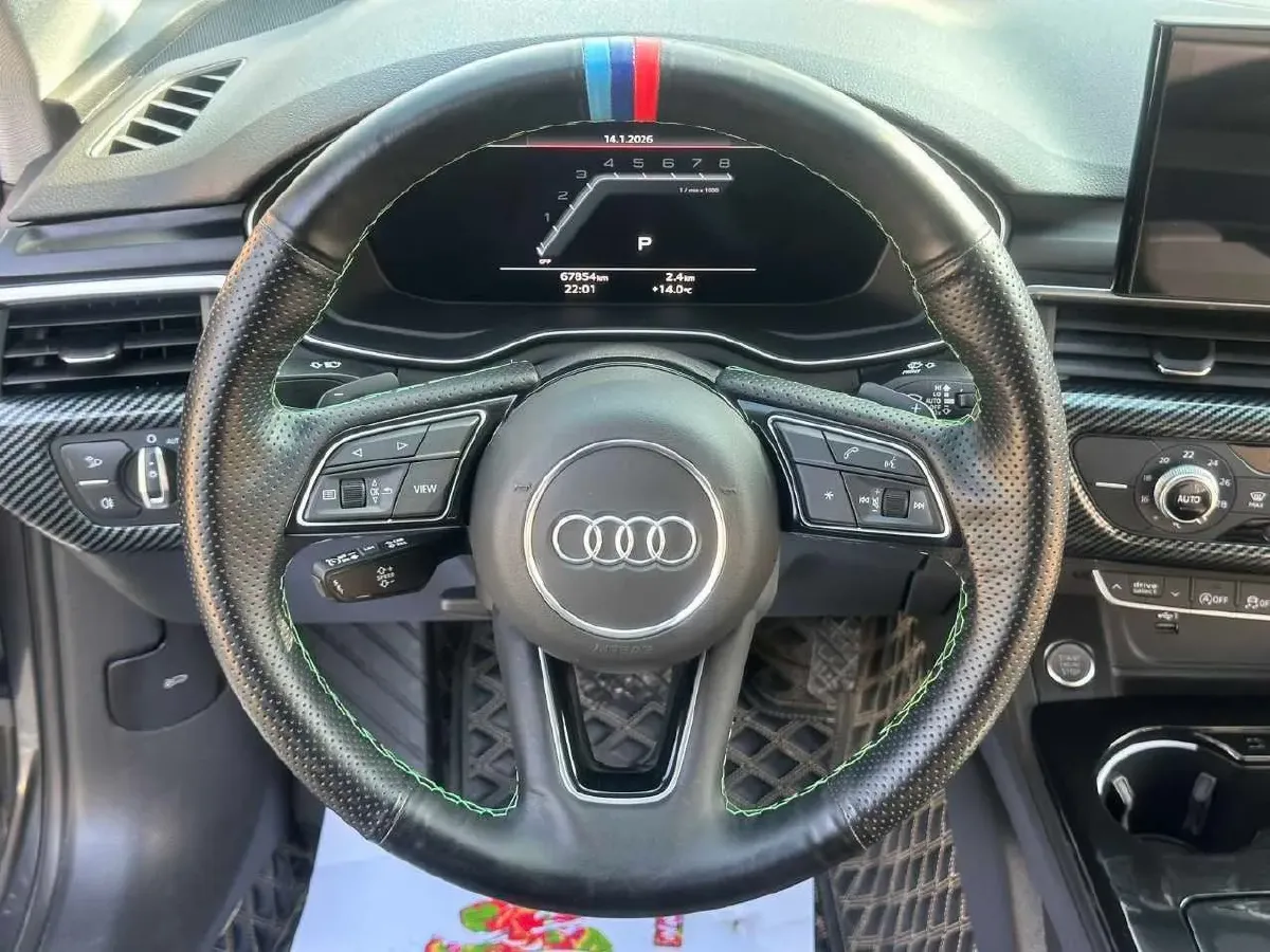 2022 Audi A4L 2.0T 150HP L4 7DCT,autocango,china used car exporter,china ev exporter,chinese used car exporter,chinese used ev exporter