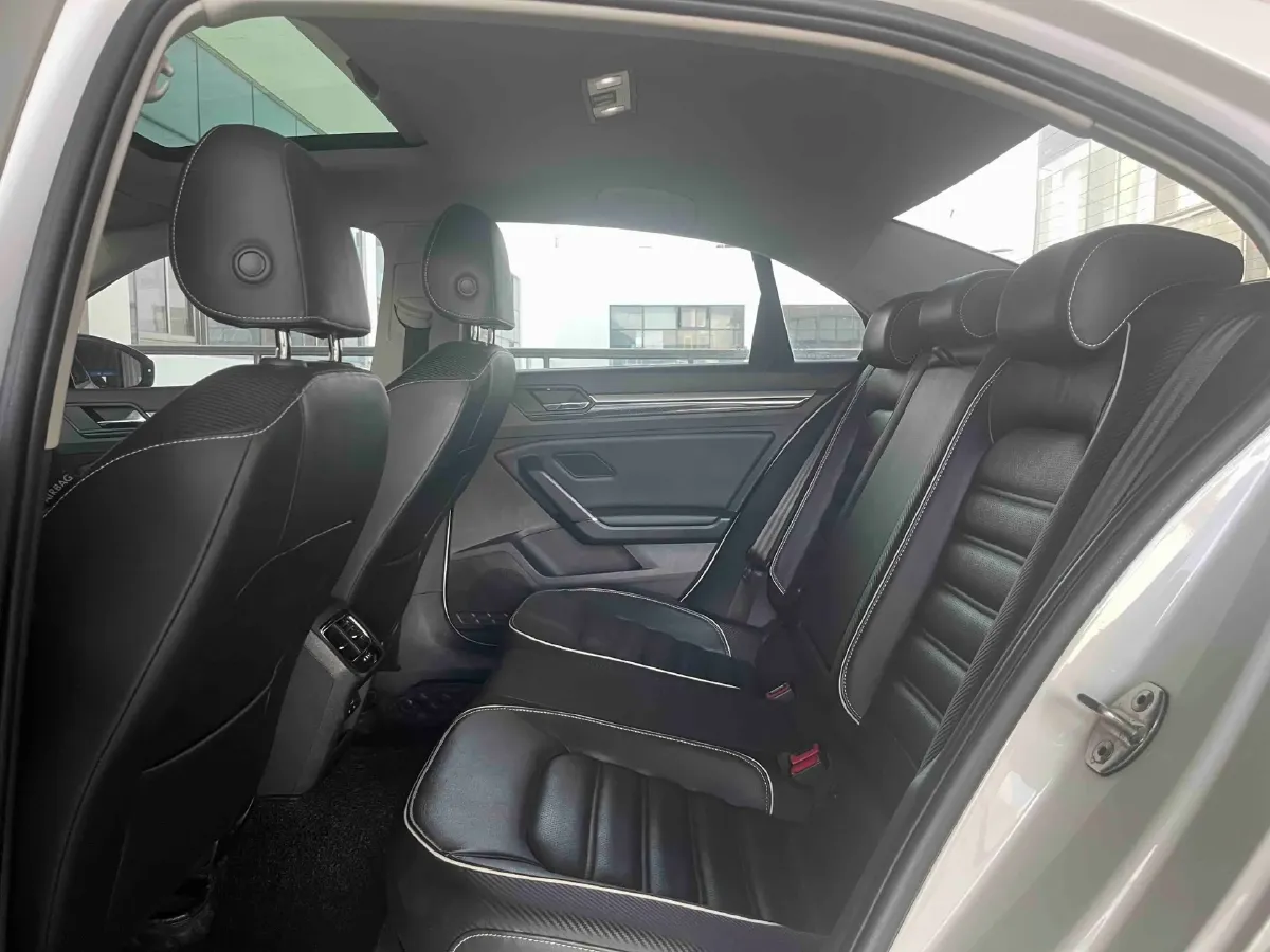 2021 Volkswagen T-Roc 1.4T 150HP L4 7DCT,autocango,china used car exporter,china ev exporter,chinese used car exporter,chinese used ev exporter