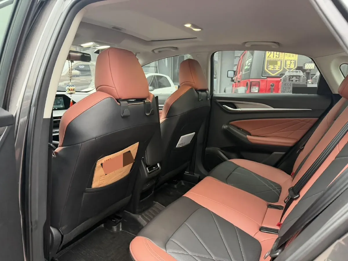 2023 ChangAn Eado 1.4T 160HP L4 7DCT,autocango,china used car exporter,china ev exporter,chinese used car exporter,chinese used ev exporter