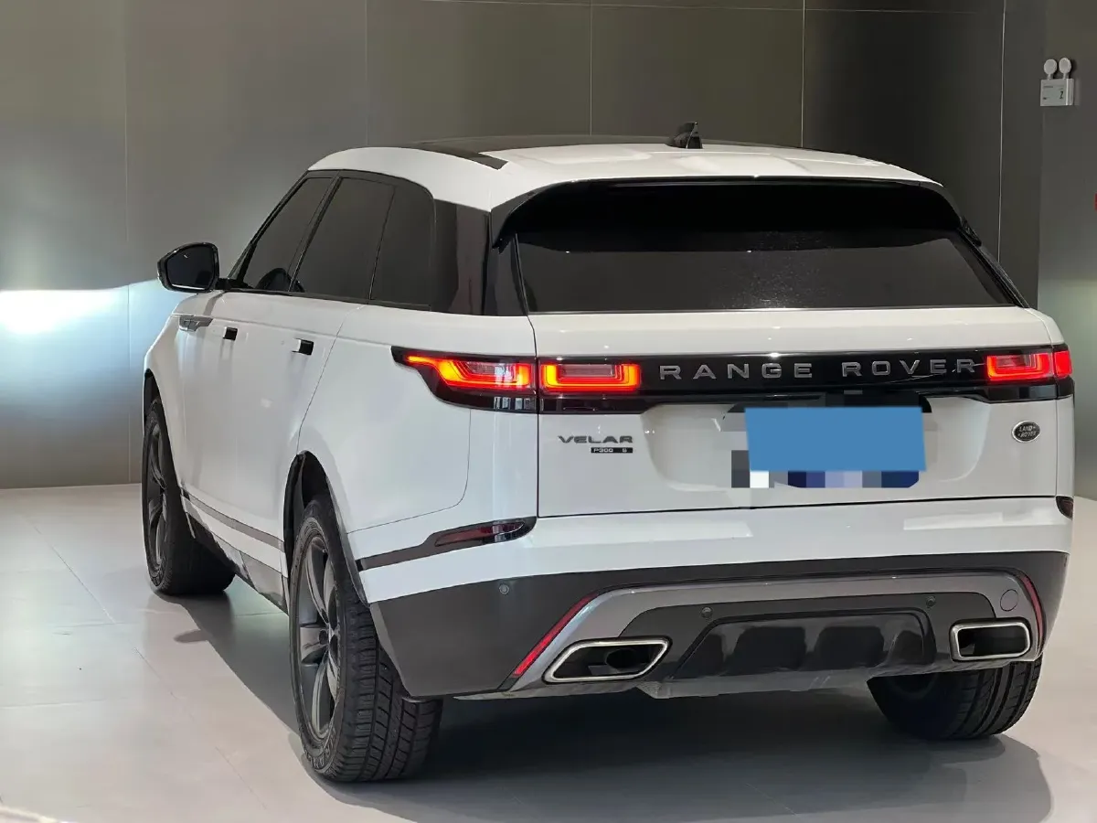 2018 Land Rover Range Rover Velar 2.0T 300HP L4 8AT,autocango,china used car exporter,china ev exporter,chinese used car exporter,chinese used ev exporter