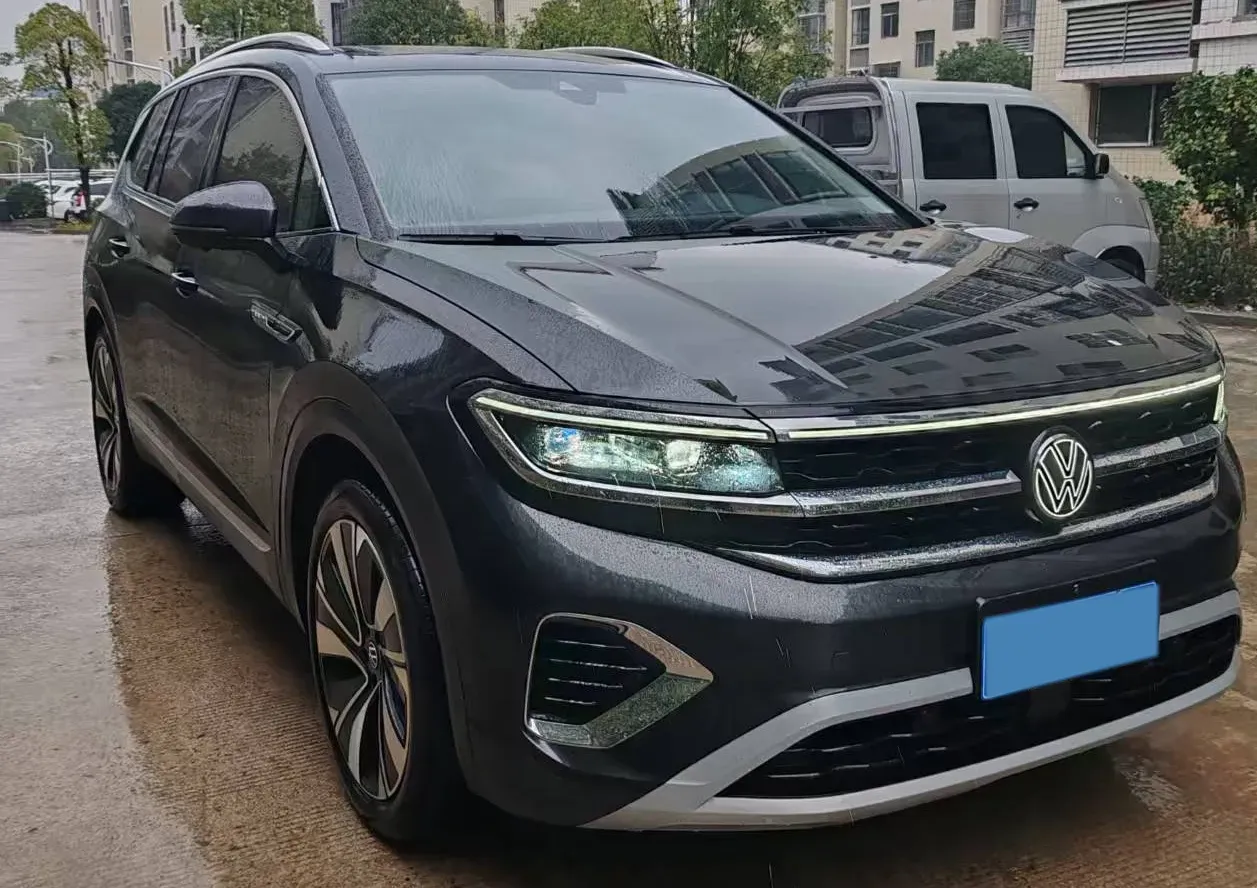 2023 Volkswagen Talagon 2.0T 220HP L4 7DCT,autocango,china used car exporter,china ev exporter,chinese used car exporter,chinese used ev exporter