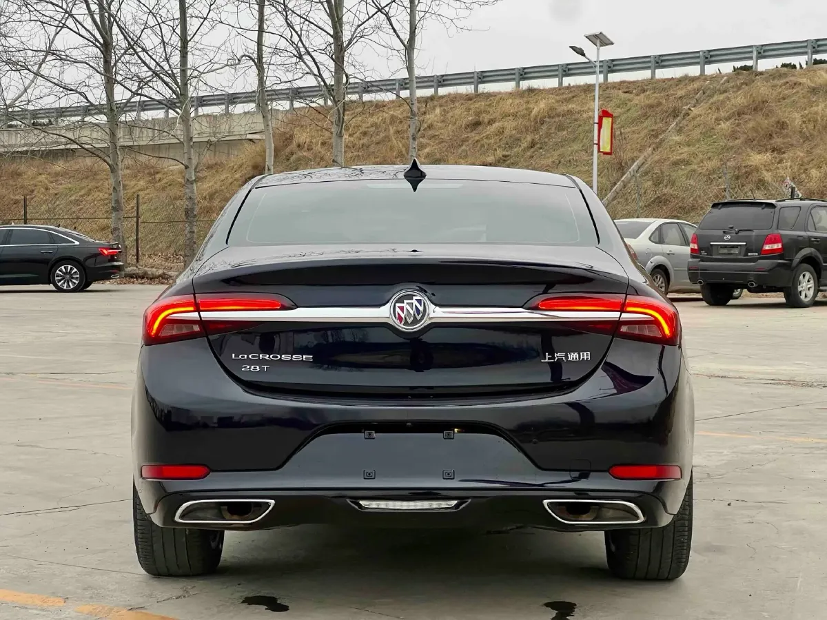 2021 Buick Larcosse 2.0T 237HP L4 9AT,autocango,china used car exporter,china ev exporter,chinese used car exporter,chinese used ev exporter