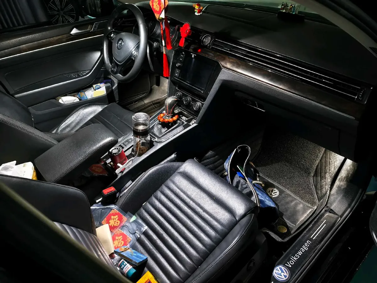 2019 Volkswagen Magotan 2.0T 186HP L4 7DCT,autocango,china used car exporter,china ev exporter,chinese used car exporter,chinese used ev exporter