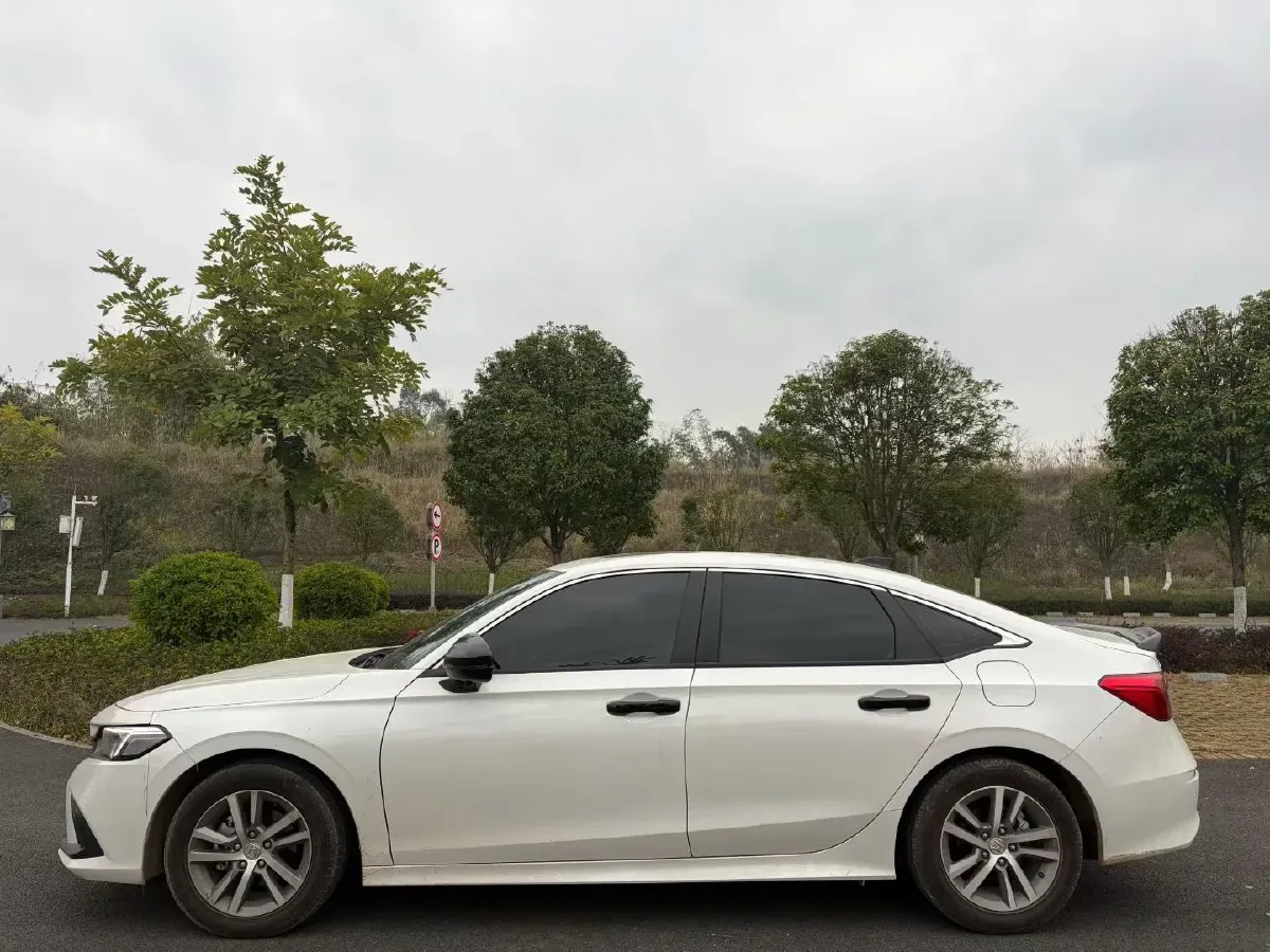 2023 Honda Civic 1.5T 182HP L4 CVT,autocango,china used car exporter,china ev exporter,chinese used car exporter,chinese used ev exporter