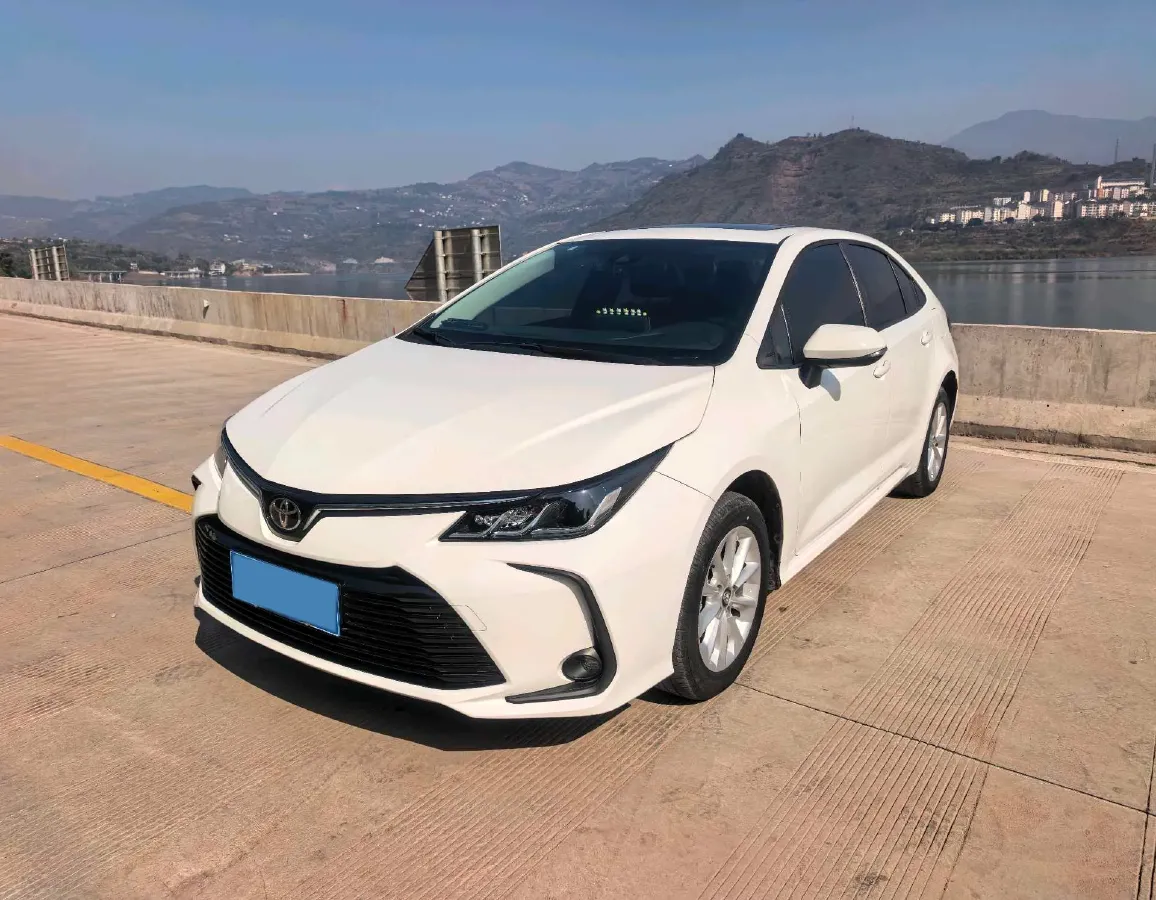 2023 Toyota Corolla 1.2T 116HP L4 CVT,autocango,china used car exporter,china ev exporter,chinese used car exporter,chinese used ev exporter