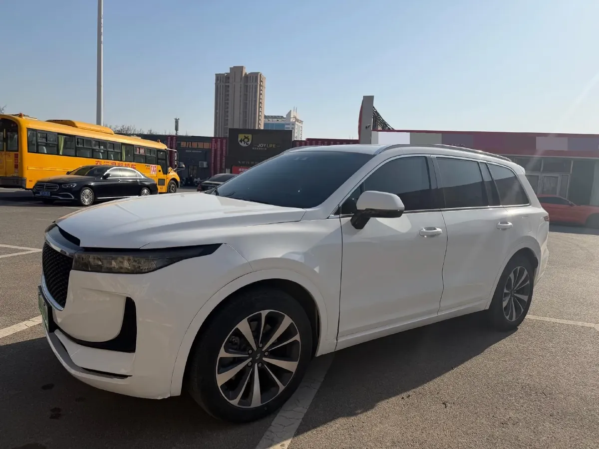 2020 Li ONE Range Extended 131HP REEV 40.5KWH,autocango,china used car exporter,china ev exporter,chinese used car exporter,chinese used ev exporter