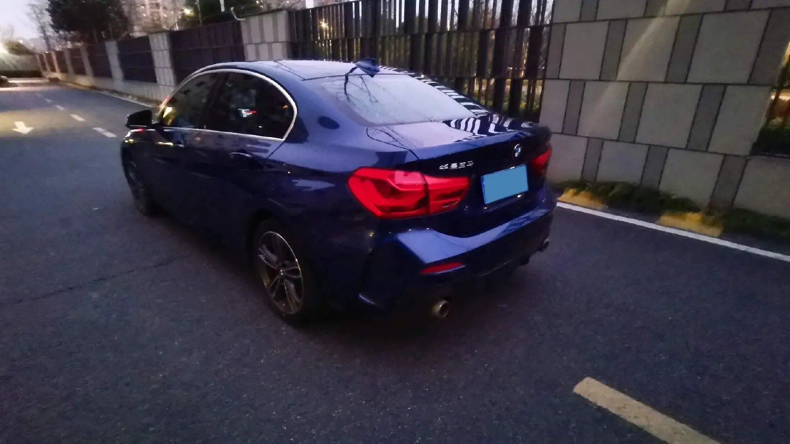 2022 BMW 1 Series 1.5T 140HP L3 7DCT,autocango,china used car exporter,china ev exporter,chinese used car exporter,chinese used ev exporter