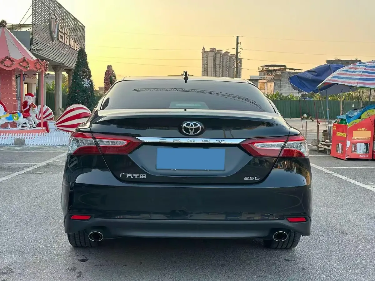 2021 Toyota Camry 2.5L 209HP L4 8AT,autocango,china used car exporter,china ev exporter,chinese used car exporter,chinese used ev exporter