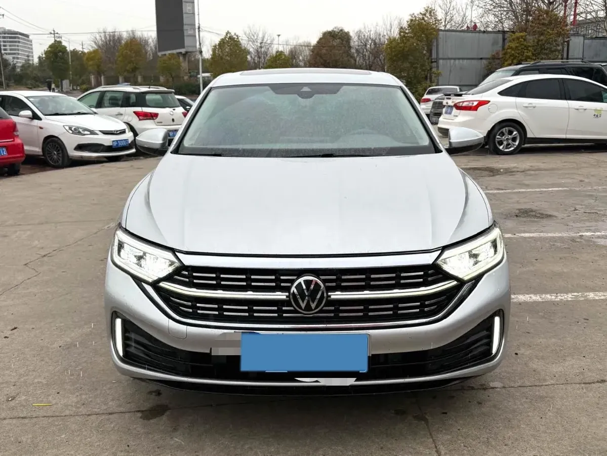 2023 Volkswagen Sagitar 1.5T 160HP L4 7DCT,autocango,china used car exporter,china ev exporter,chinese used car exporter,chinese used ev exporter