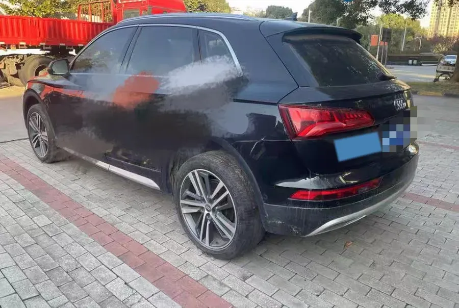 2020 Audi Q5L 2.0T 252HP L4 7DCT,autocango,china used car exporter,china ev exporter,chinese used car exporter,chinese used ev exporter