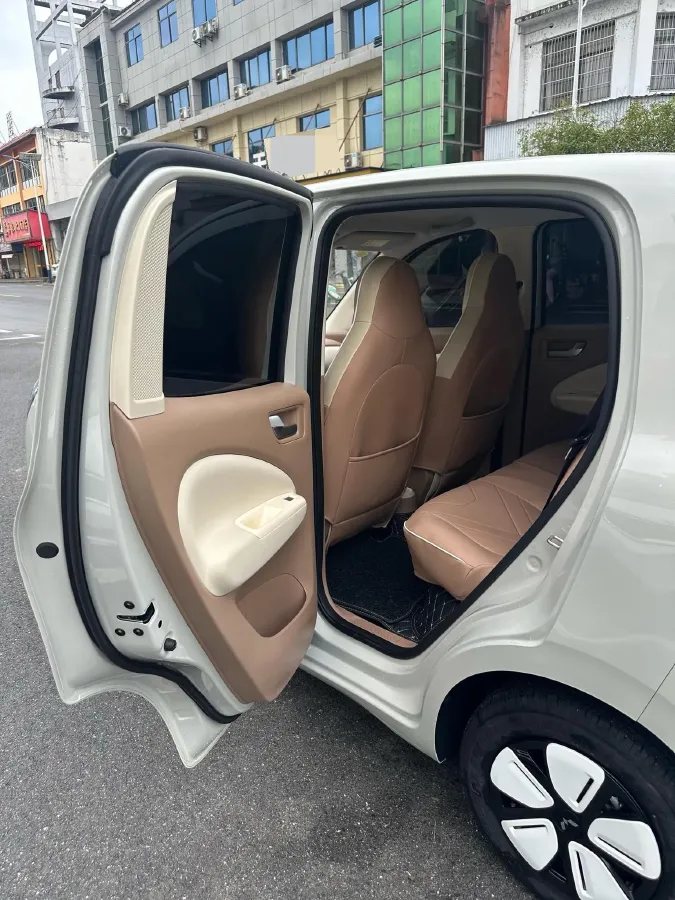2025 WuLing HongGuang MINI EV BEV 16.2KWH,autocango,china used car exporter,china ev exporter,chinese used car exporter,chinese used ev exporter