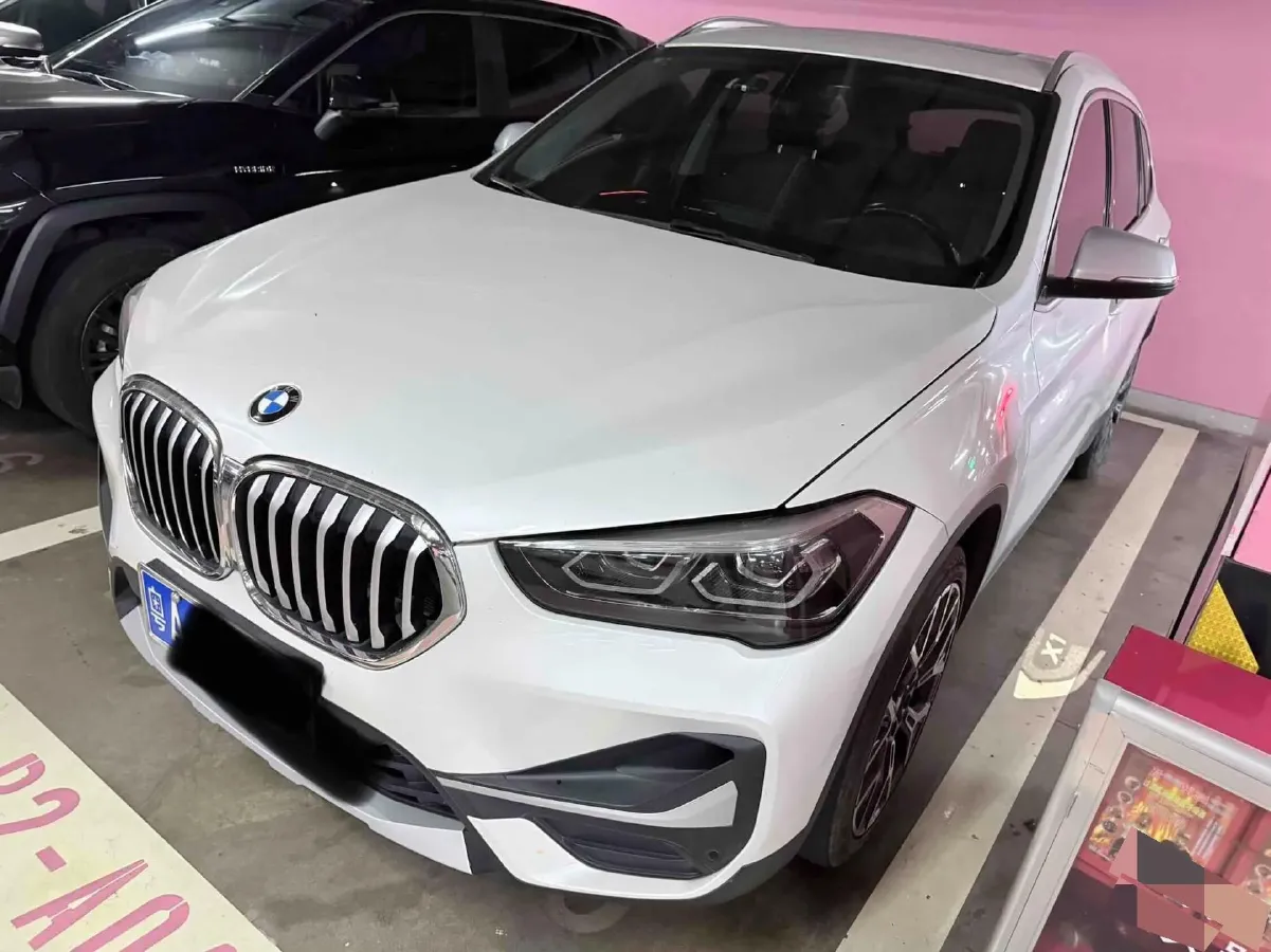 2021 BMW X1 2.0T 192HP L4 8AT,autocango,china used car exporter,china ev exporter,chinese used car exporter,chinese used ev exporter