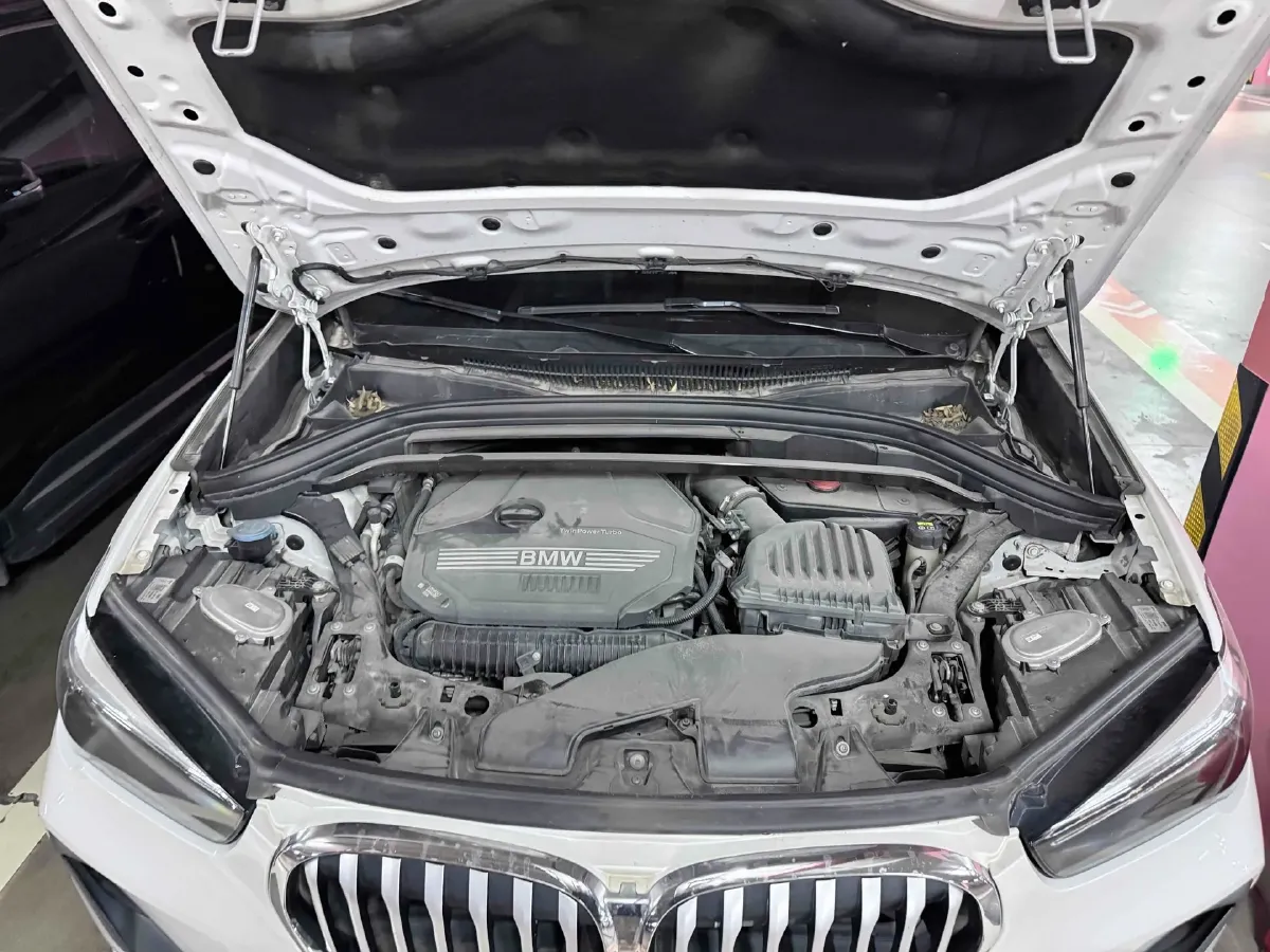 2021 BMW X1 2.0T 192HP L4 8AT,autocango,china used car exporter,china ev exporter,chinese used car exporter,chinese used ev exporter