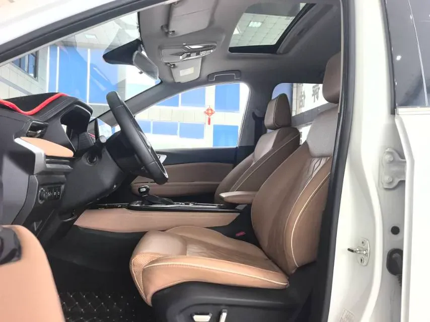 2022 WuLing KaiJie 1.5T 147HP L4 CVT,autocango,china used car exporter,china ev exporter,chinese used car exporter,chinese used ev exporter