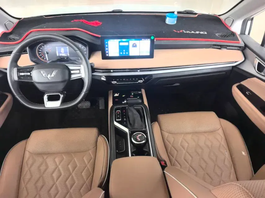 2022 WuLing KaiJie 1.5T 147HP L4 CVT,autocango,china used car exporter,china ev exporter,chinese used car exporter,chinese used ev exporter