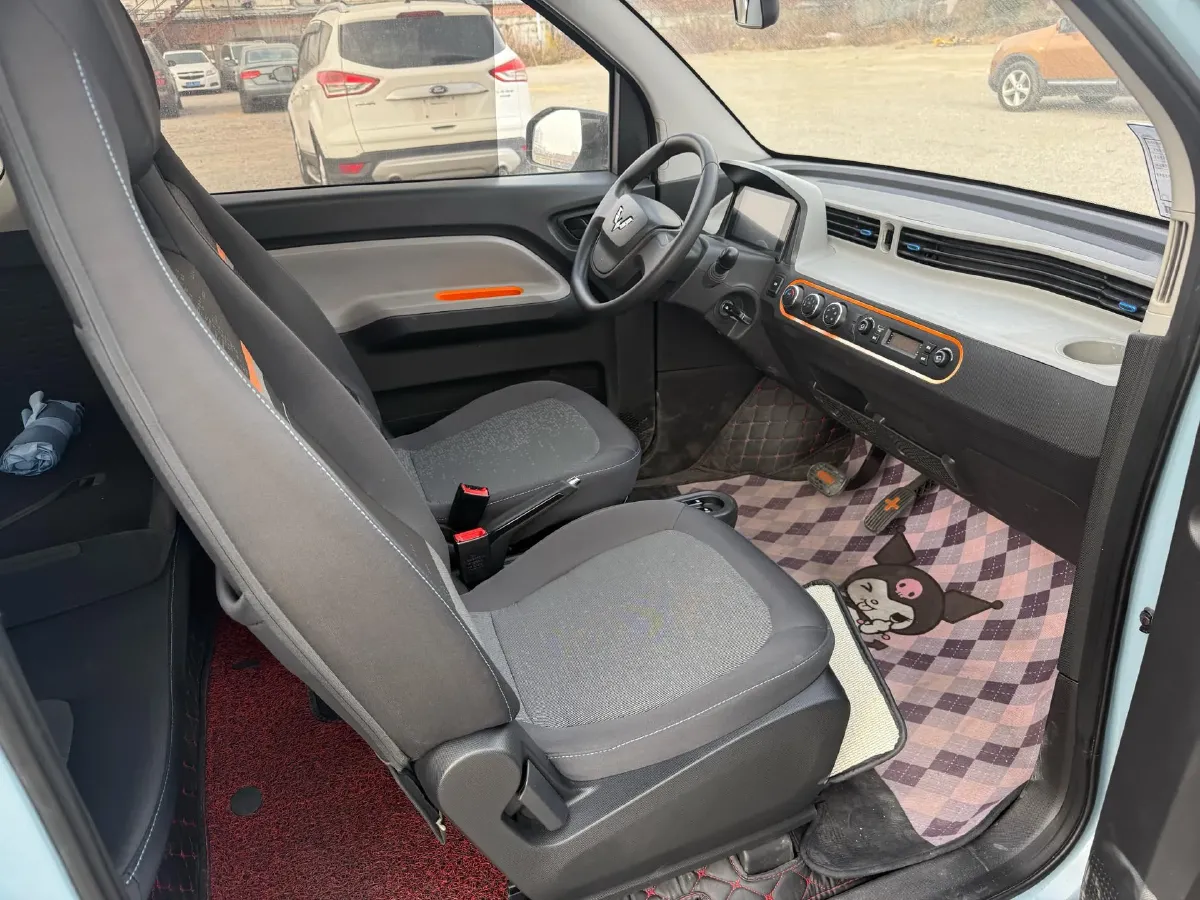 2020 WuLing HongGuang MINI EV BEV 9KWH,autocango,china used car exporter,china ev exporter,chinese used car exporter,chinese used ev exporter