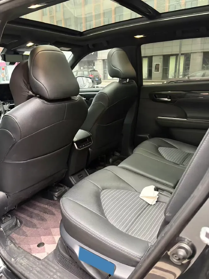 2023 Toyota Crown Kluger 2.5L 189HP L4 E-CVT Hybrid,autocango,china used car exporter,china ev exporter,chinese used car exporter,chinese used ev exporter