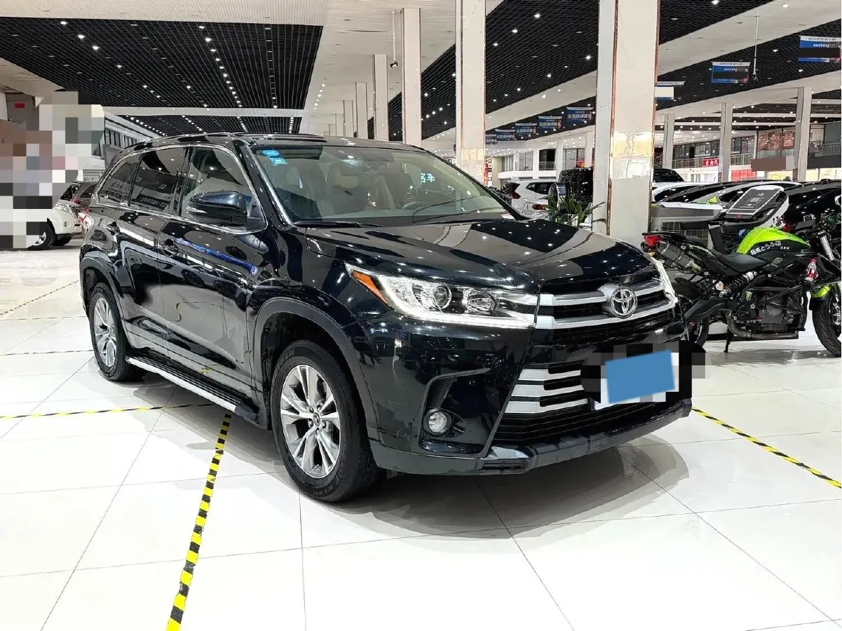 2018 Toyota Highlander 2.0T 220HP L4 6AT,autocango,china used car exporter,china ev exporter,chinese used car exporter,chinese used ev exporter