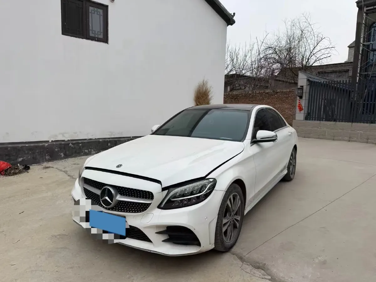 2021 Mercedes-Benz C Class 1.5T 156HP L4 9AT,autocango,china used car exporter,china ev exporter,chinese used car exporter,chinese used ev exporter