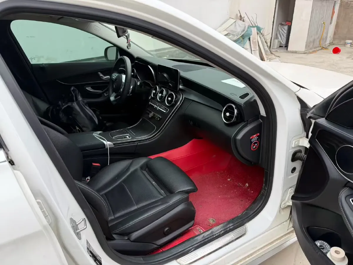 2021 Mercedes-Benz C Class 1.5T 156HP L4 9AT,autocango,china used car exporter,china ev exporter,chinese used car exporter,chinese used ev exporter