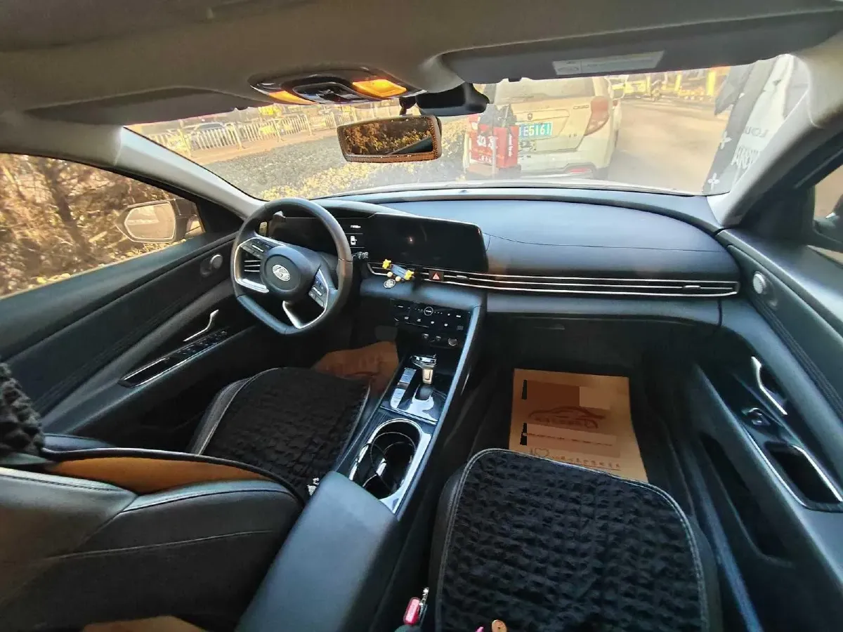 2022 Hyundai Elantra 1.5L 115HP L4 CVT,autocango,china used car exporter,china ev exporter,chinese used car exporter,chinese used ev exporter