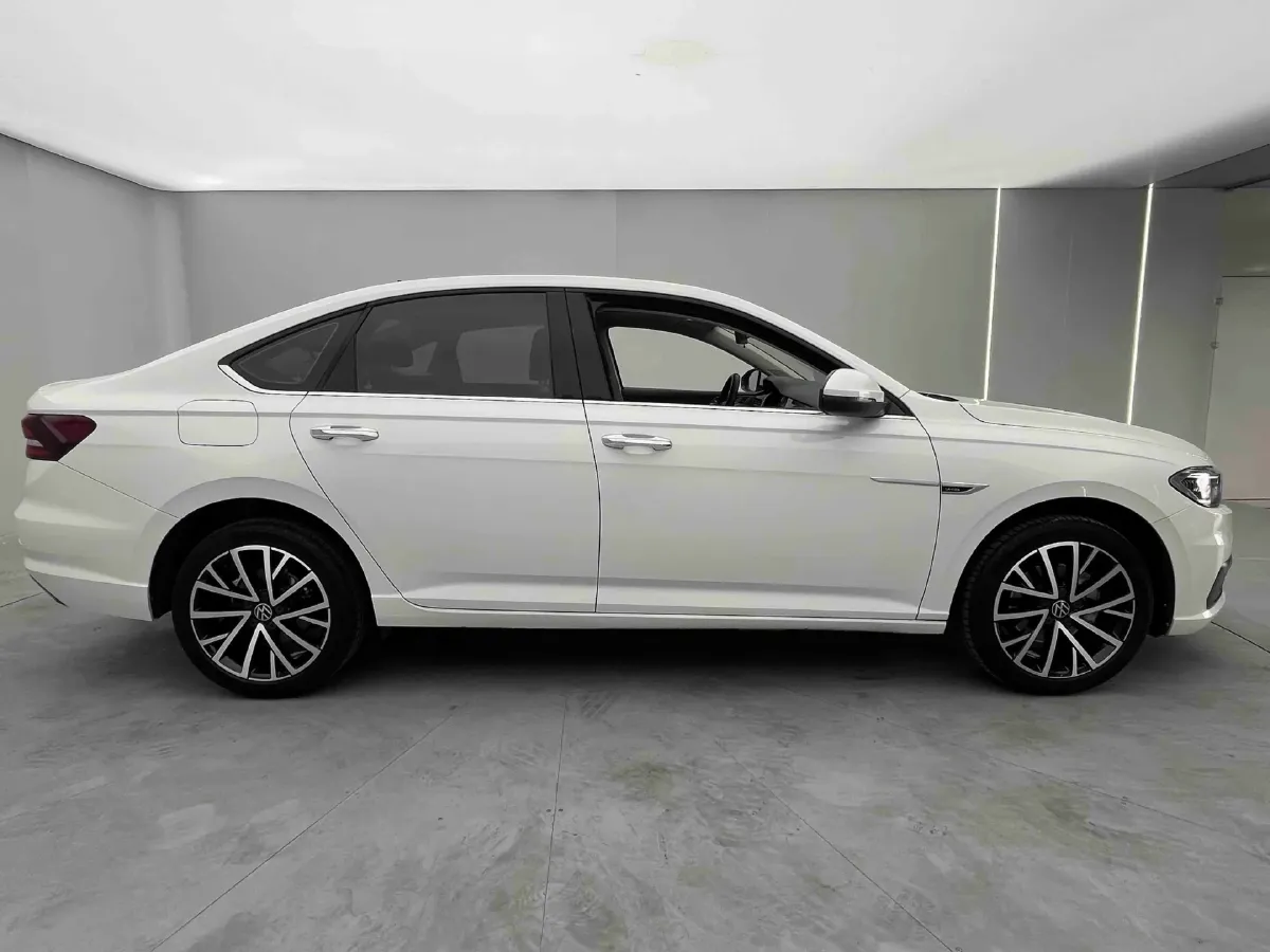 2021 Volkswagen Lavida 1.4T 150HP L4 7DCT,autocango,china used car exporter,china ev exporter,chinese used car exporter,chinese used ev exporter