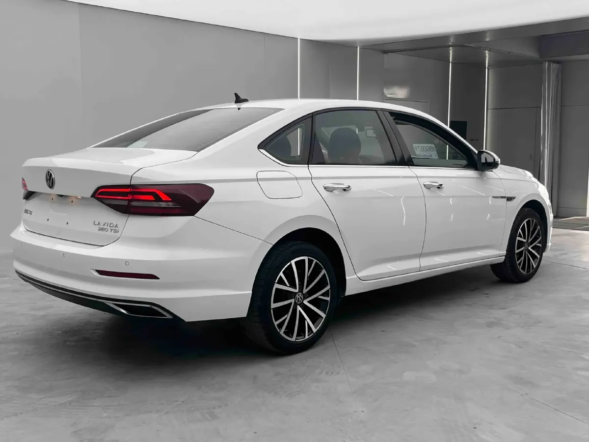 2021 Volkswagen Lavida 1.4T 150HP L4 7DCT,autocango,china used car exporter,china ev exporter,chinese used car exporter,chinese used ev exporter