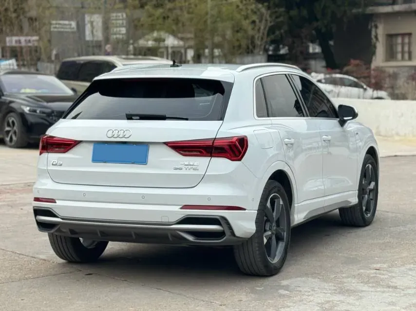 2021 Audi Q3 1.4T 150HP L4 7DCT,autocango,china used car exporter,china ev exporter,chinese used car exporter,chinese used ev exporter