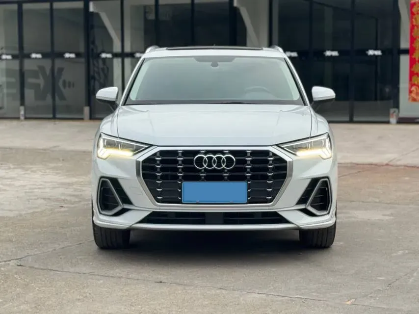 2021 Audi Q3 1.4T 150HP L4 7DCT,autocango,china used car exporter,china ev exporter,chinese used car exporter,chinese used ev exporter