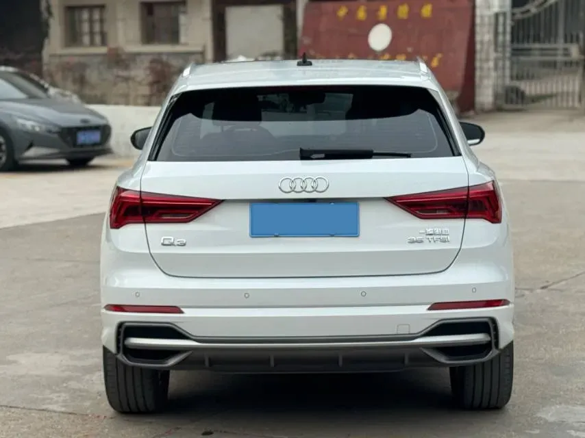 2021 Audi Q3 1.4T 150HP L4 7DCT,autocango,china used car exporter,china ev exporter,chinese used car exporter,chinese used ev exporter