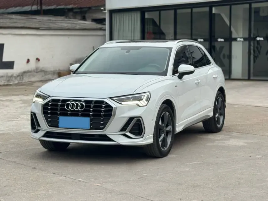 2021 Audi Q3 1.4T 150HP L4 7DCT,autocango,china used car exporter,china ev exporter,chinese used car exporter,chinese used ev exporter