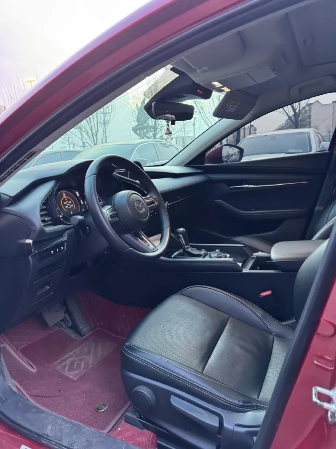 2022 Mazda 3 Axela 2.0L 158HP L4 6AT,autocango,china used car exporter,china ev exporter,chinese used car exporter,chinese used ev exporter
