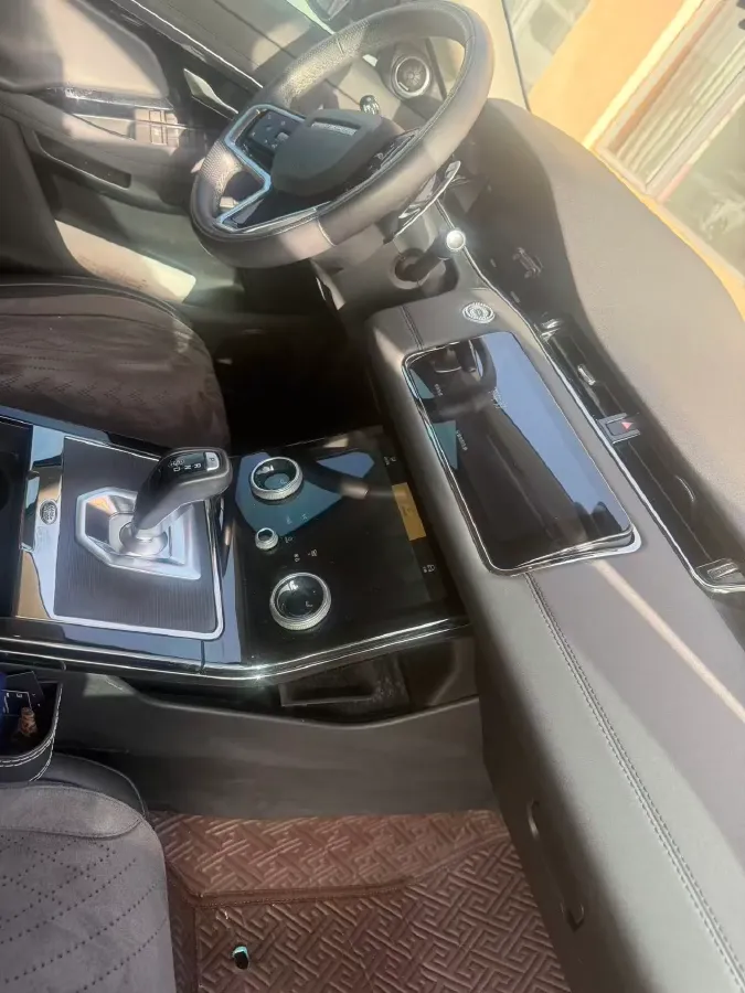 2023 Land Rover Range Rover Evoque 2.0T 249HP L4 9AT,autocango,china used car exporter,china ev exporter,chinese used car exporter,chinese used ev exporter