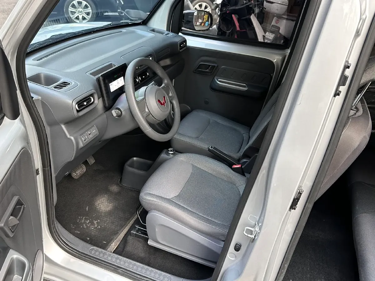 2025 WuLing ZhiGuang BEV 17.7KWH,autocango,china used car exporter,china ev exporter,chinese used car exporter,chinese used ev exporter