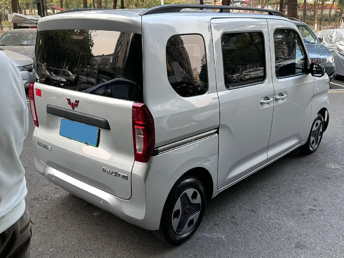 2025 WuLing ZhiGuang BEV 17.7KWH,autocango,china used car exporter,china ev exporter,chinese used car exporter,chinese used ev exporter